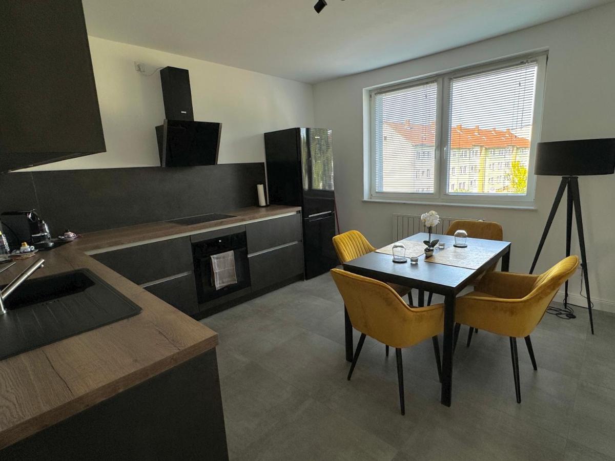 Moderne 2-Zimmer Wohnung Im Zentrum Von Вольфсбург Экстерьер фото